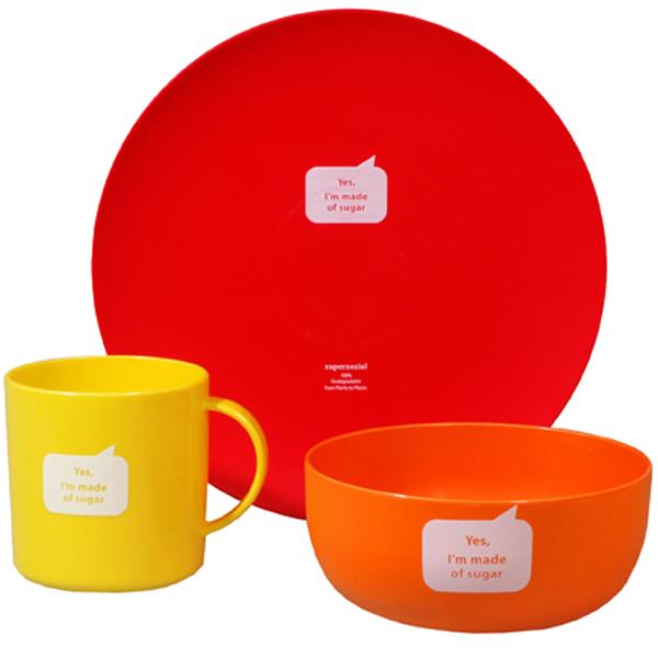 Sustainable children's crockery zuperzozial-starter-kit-set-red